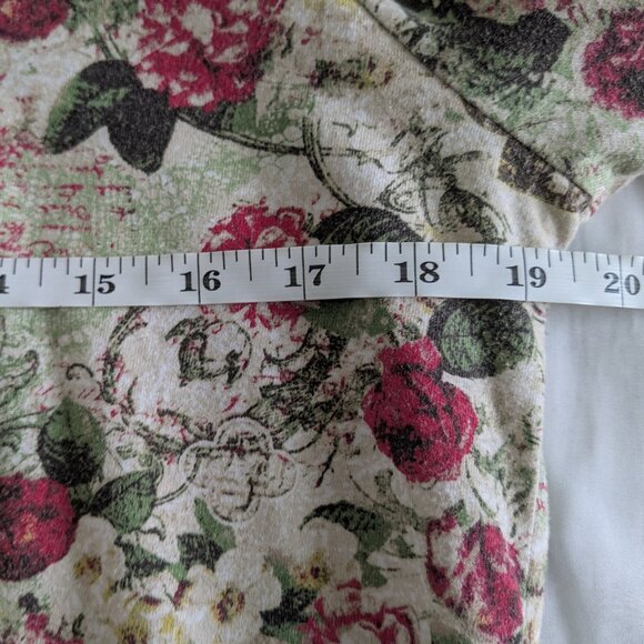 Great Northwest Top Women's Large Cream Red Floral All over Print 3/4 Sleeve Top - Picture 15 of 16